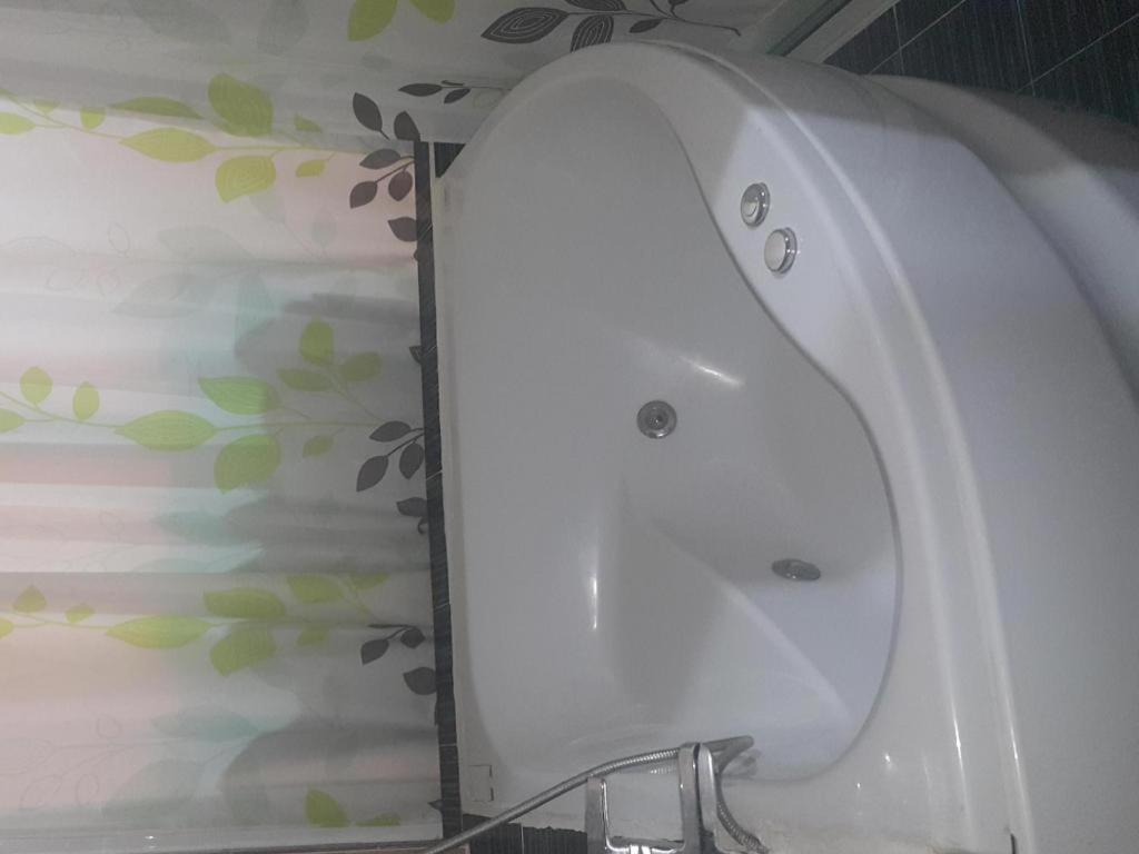 Ilmare Patong Place エクステリア 写真